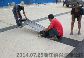 ���̰���